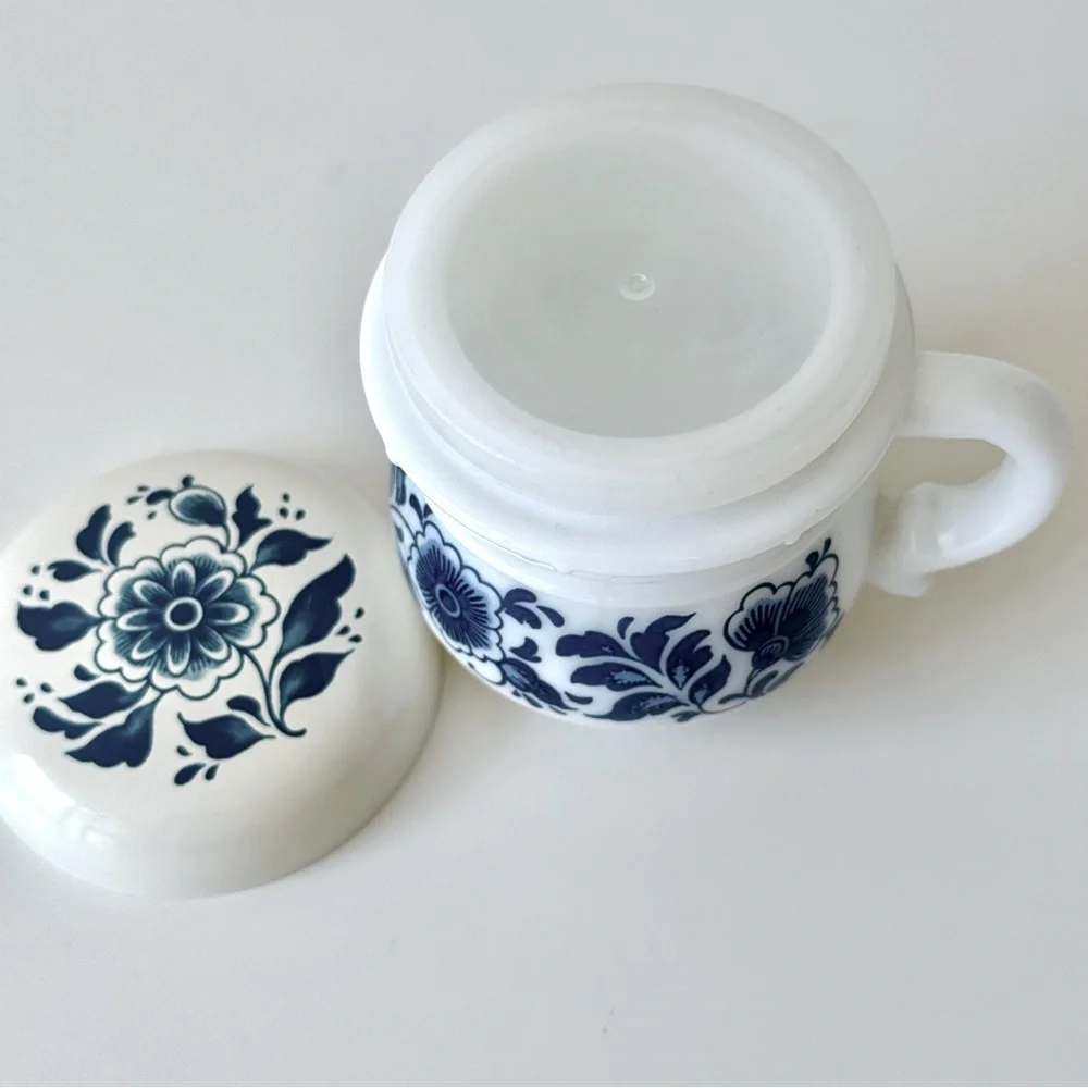 Vintage Avon Delft Blue Milk Glass Jar with Lid - Floral Cottagecore EUC